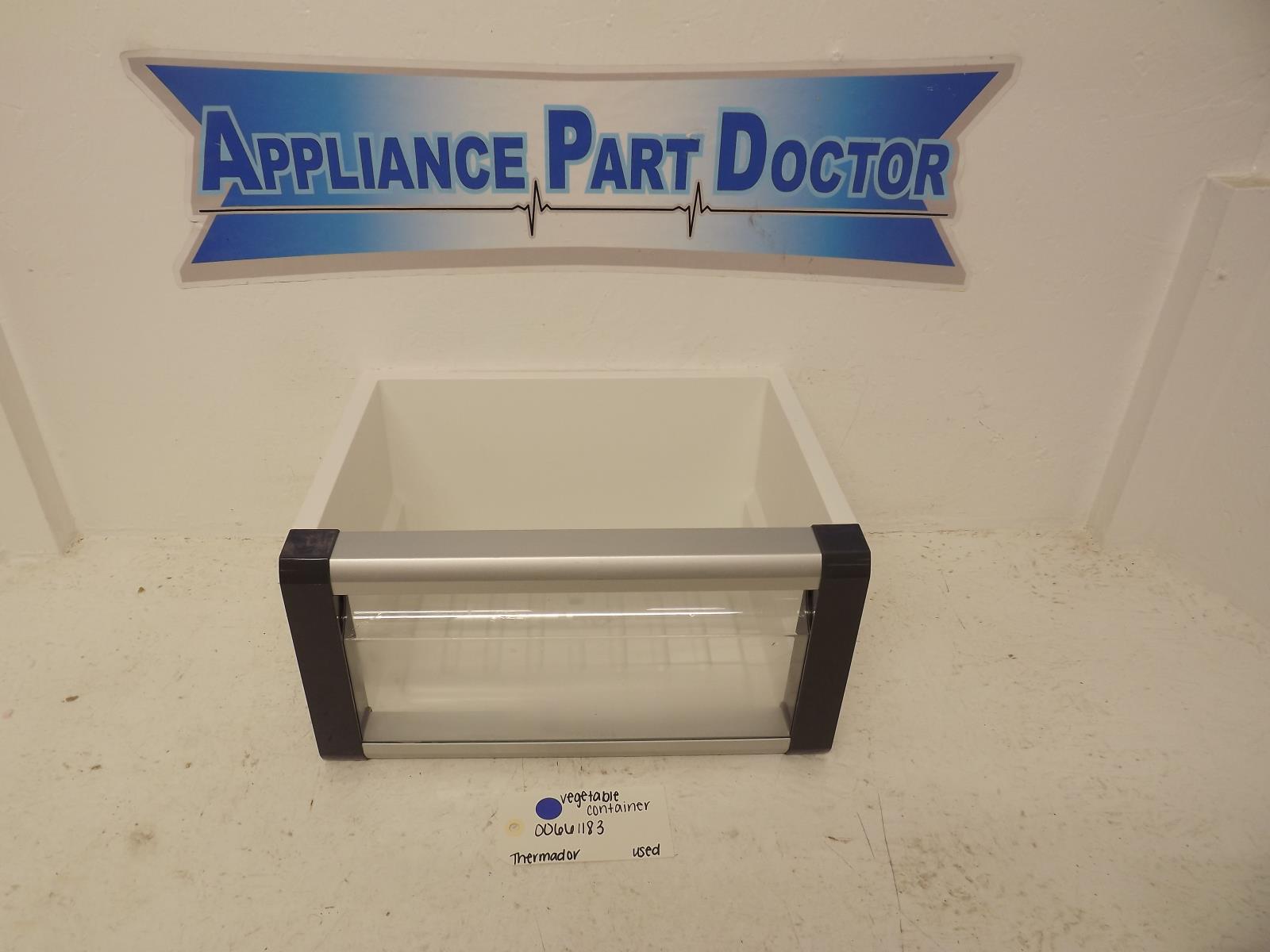Thermador Refrigerator 00661183 Container Used Thermador Refrigerator 00661183 Container Used